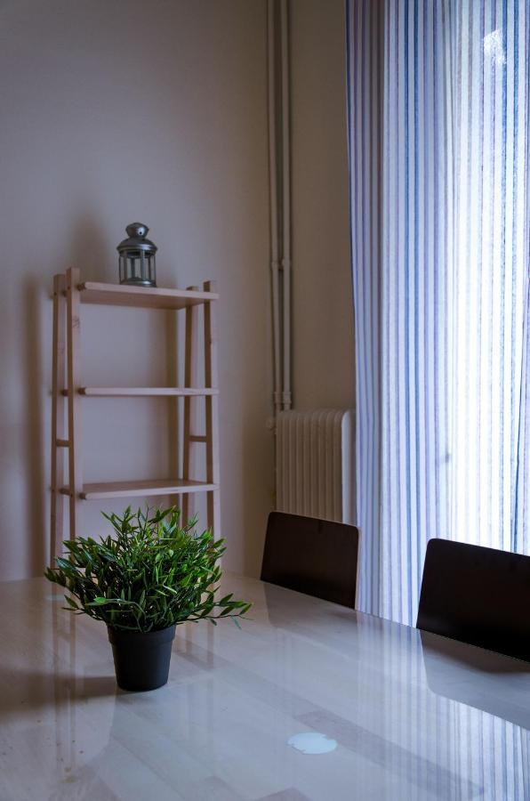Beautiful 2Bd Apartment Near Historic Center Of Αθήνα Εξωτερικό φωτογραφία